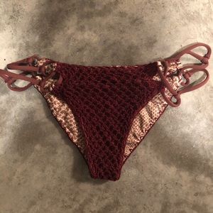 ACACIA Crochet Nusa Bottom